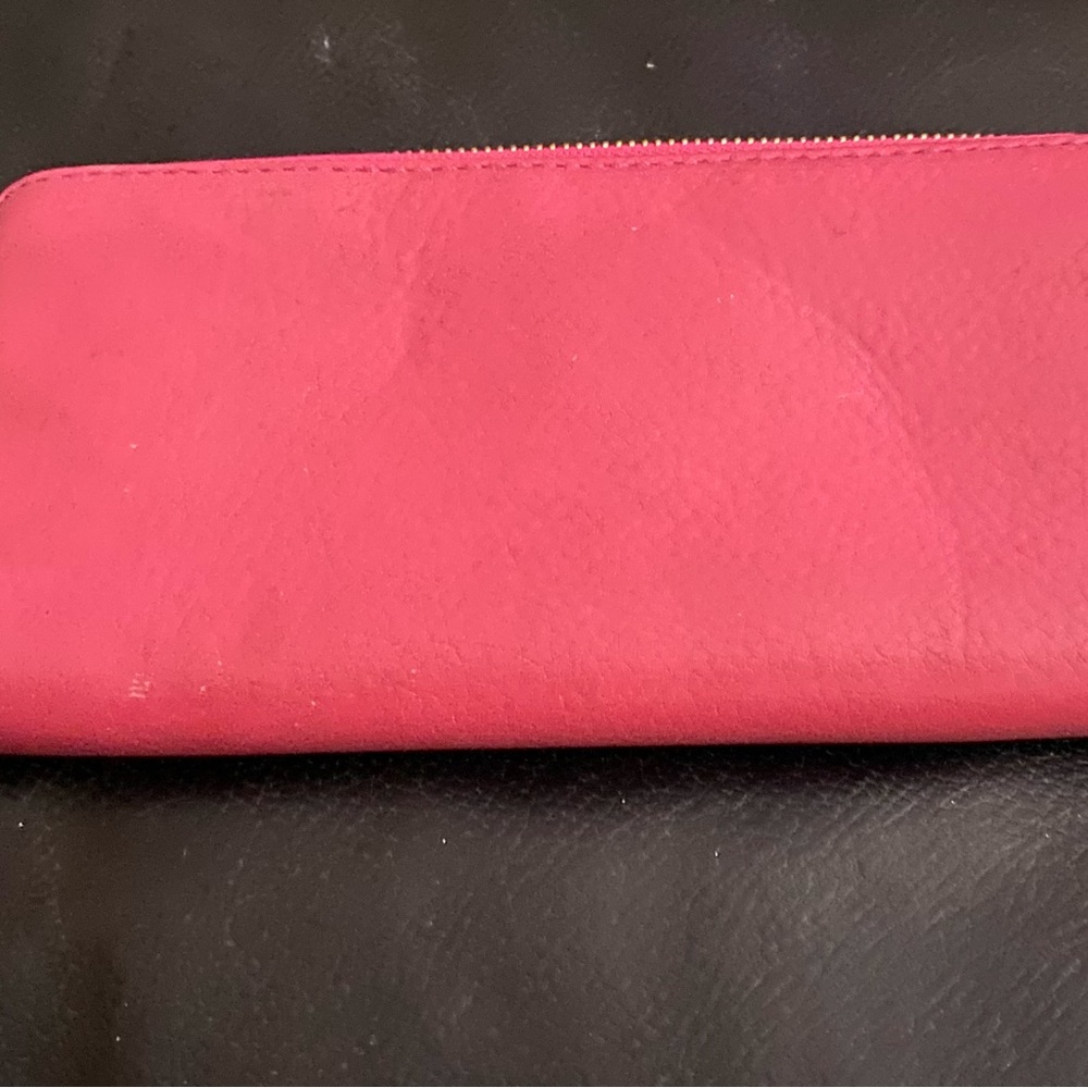 Michael Kors large pink wallet beautiful slight wear on corners - Picture 5 of 9